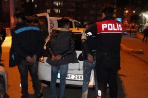 Polis uyuşturucu tacirlerine göz açtırmıyor