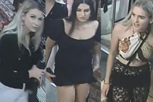 Erotik ürünler satan mağazada hırsızlık kamerada!