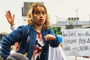 Kolombiya'da öğrenci protestoları sürüyor