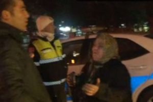 Ehliyetine 6 ay el konulunca çileden çıktı