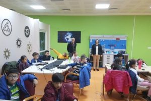 Minikler kodlama ve stem ile tanıştılar