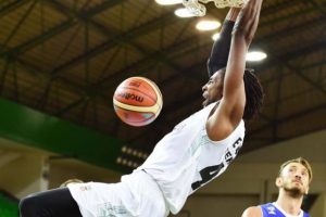 Darüşşafaka'dan 28 sayı fark!