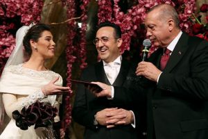 Cumhurbaşkanı Erdoğan İlker Aycı'nın düğününe katıldı