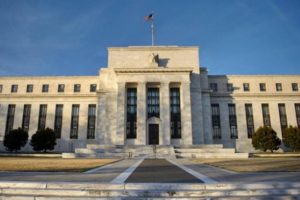 Philadelphia Fed Başkanı'ndan faiz açıklaması