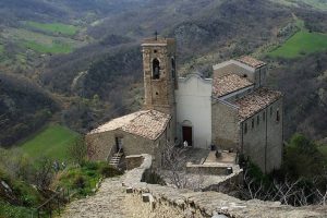 Yıllardır boş olan kale turistlere kiralanacak