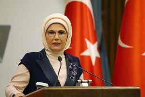 Emine Erdoğan, ''Gönül Elçileri Çocuk İşçiliği ile Mücadele'' programında konuştu