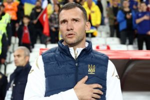 Shevchenko'dan milli yıldıza övgü!