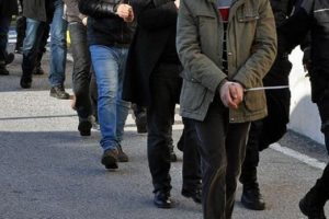 Bursa'da FETÖ operasyonu 33 kişi gözaltında