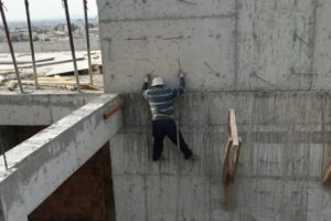 İnşaat işçisi ölüme meydan okudu