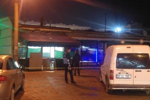 Pompalı tüfek kahvehaneyi bastı, bir kişiyi öldürdü
