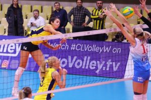 Fenerbahçe galibiyetle başladı
