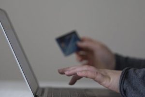 'Efsane İndirim'de güvensiz sitelere dikkat