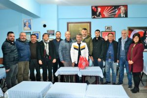 CHP'de toplu istifa