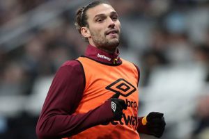 Galatasaray'ın gözdesi Andy Carroll