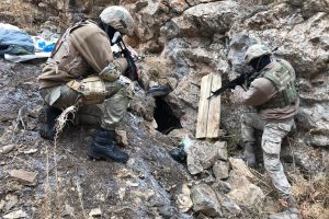 PKK'nın kış sığınakları imha edildi
