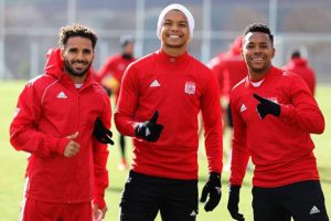 Sivasspor üst sıraları hedefliyor!