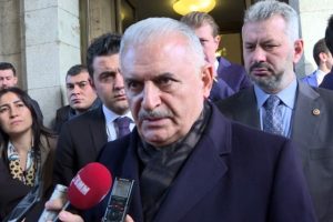 Yıldırım, Grup Başkanvekilleri ve Divan Üyeleriyle buluştu