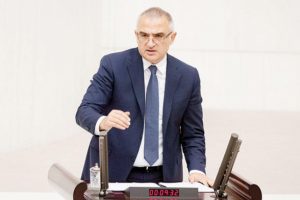 Bakan Ersoy tüyo verdi: Yüzde 50 indirim var