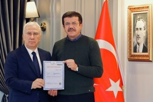 Zeybekci'den Karşıyaka Stadı'na ilişkin müjde