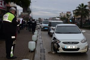 Otomobilin çarptığı bisikletli hayatını kaybetti
