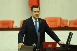 Bursaspor'un sırtından herkes insin