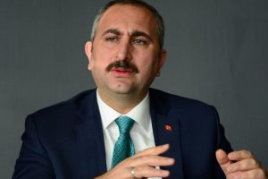 Adalet Bakanı Gül'den flaş açıklamalar!