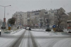 Kırklareli beyaza büründü