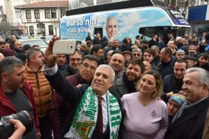CHP Bursa Büyükşehir adayı Bozbey'den ilk ziyaret İnegöl'e