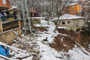 Ordu'da bir mahalle korku içinde