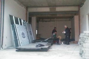 Asansör boşluğuna düşen 2 işçi öldü