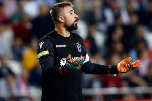 Onur Kıvrak, Trabzonspor tarihine geçti