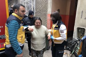 Bursa'da soba kovasında unutulan köz, yangına neden oldu