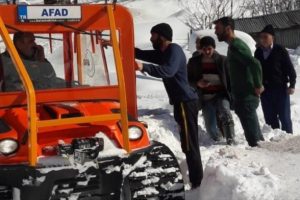 Bingöl'de ekipler 6 hasta için seferber oldu