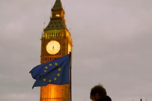 İngiltere'de kritik Brexit oylaması yarın