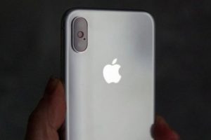 iPhone XI ilk kez ortaya çıktı!