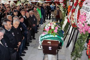 Teknik direktör Yıldırım Uran'ın cenazesi toprağa verildi