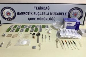 Uyuşturucu tacirlerine operasyon: 10 gözaltı