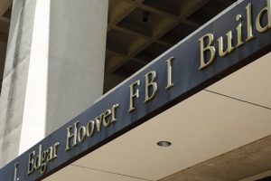 FBI özel ajanlara ödeyecek para bulamıyor