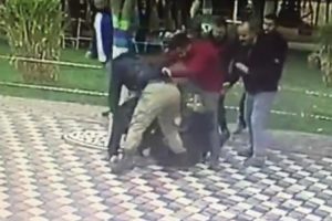 Bursa'da genç kıza laf atıp, erkek arkadaşını döven 6 kişiye yeniden gözaltı