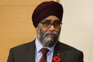Sajjan: Venezuela'da askeri müdahaleyi düşünmek için çok erken