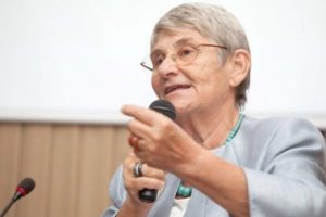 Canan Karatay: ''Yemekten sonra çay içmeyin''