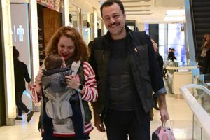 Kızları için alışveriş yaptılar