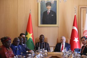 Yıldırım, Burkina Faso Ulusal Meclis Başkanı Sakande ile görüştü