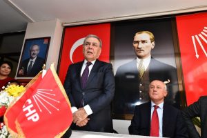 Aziz Kocaoğlu sahaya indi