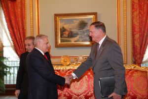 TBMM Başkanı Yıldırım, James Jones ve Khush Choksy'i kabul etti