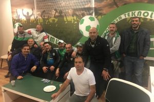 Teksas'ın efsane isimleri maçı bir arada izledi