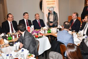 Milli Eğitim Bakanı Selçuk Bursa İnegöl Müzakere Cemiyetiyle buluştu