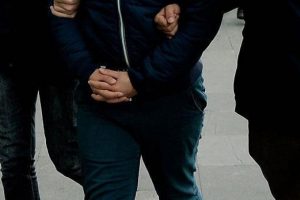 FETÖ şüphelisi eski üsteğmen yakalandı