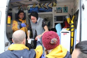 Antalya'da minibüsün çarptığı halk midibüsü devrildi: 7 yaralı