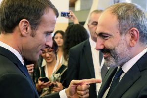 Ermenistan lideri Paşinyan, Macron'un 1915 kararını 'selamladı'
